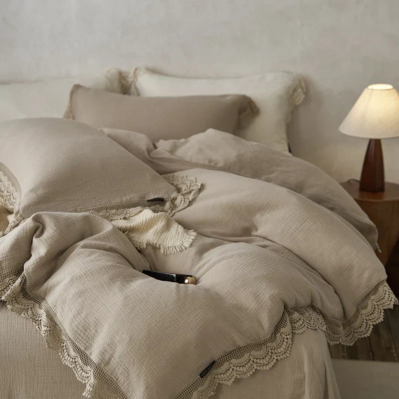 طقم شراشف سرير من القطن بحواف دانتيل من DecorBites™ لبشرة ناعمة مع لحاف وملاءات وأغطية وسائد