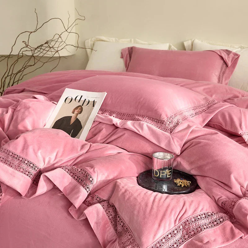 DecorBites™ Cozy Velvet Lace Bedding Set: Duvet Cover, Sheet, Pillowcases - 4Pcs Warm & Stylish