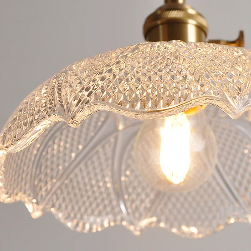DecorBites™ ثريا معلقة من الزجاج الشفاف LED، مصباح نحاسي بتصميم نورديك لغرفة الطعام والمطبخ