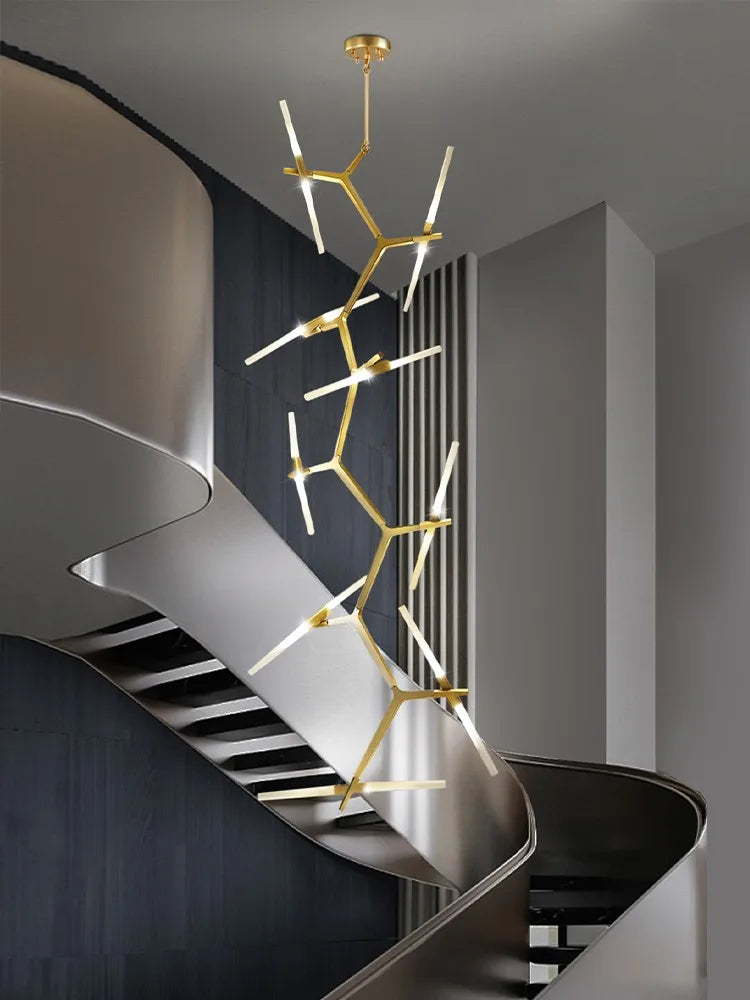 ثريا DecorBites™ Gold Branch LED لفيلا دوبلكس ودرج - إضاءة داخلية عصرية