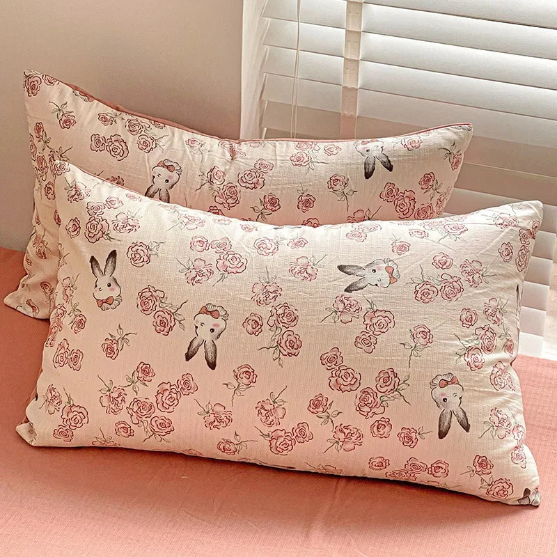 DecorBites™ Cotton Flower Printed Comforter Set: Breathable Double-Layer Yarn, Soft Bedding for Girls