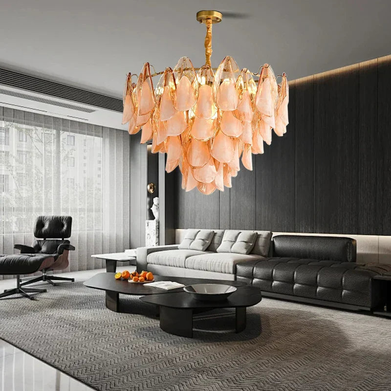 DecorBites™ ثريا متدلية بتصميم فرنسي فاخر ببتلات زجاجية كهرمانية وقابلة للتعتيم باللون الذهبي الكرومي