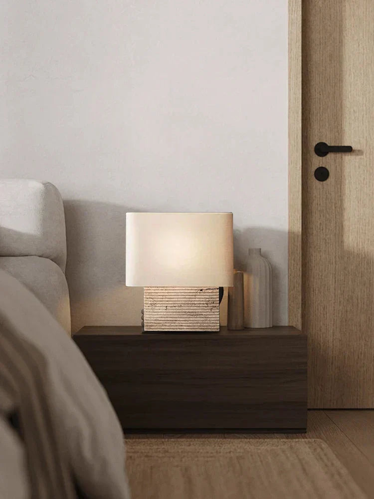 مصباح طاولة DecorBites™ Large Brown Stone Fabric للديكور المنزلي في غرفة المعيشة أو غرفة النوم