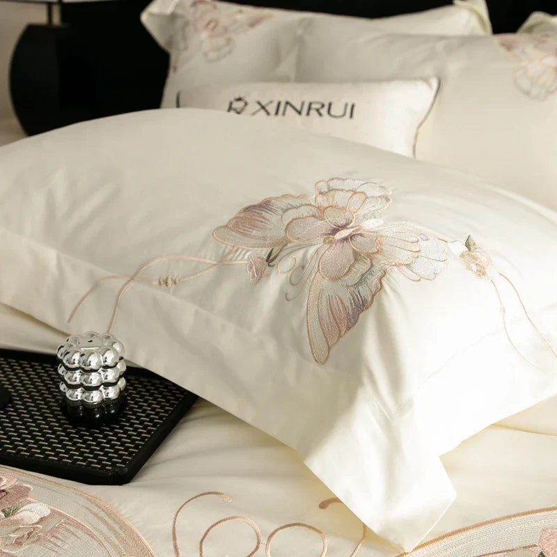 طقم مفروشات DecorBites™ Luxe Butterfly Flowers Embroidery عدد 800 خيط غطاء لحاف وملاءات ووسائد من القطن المصري