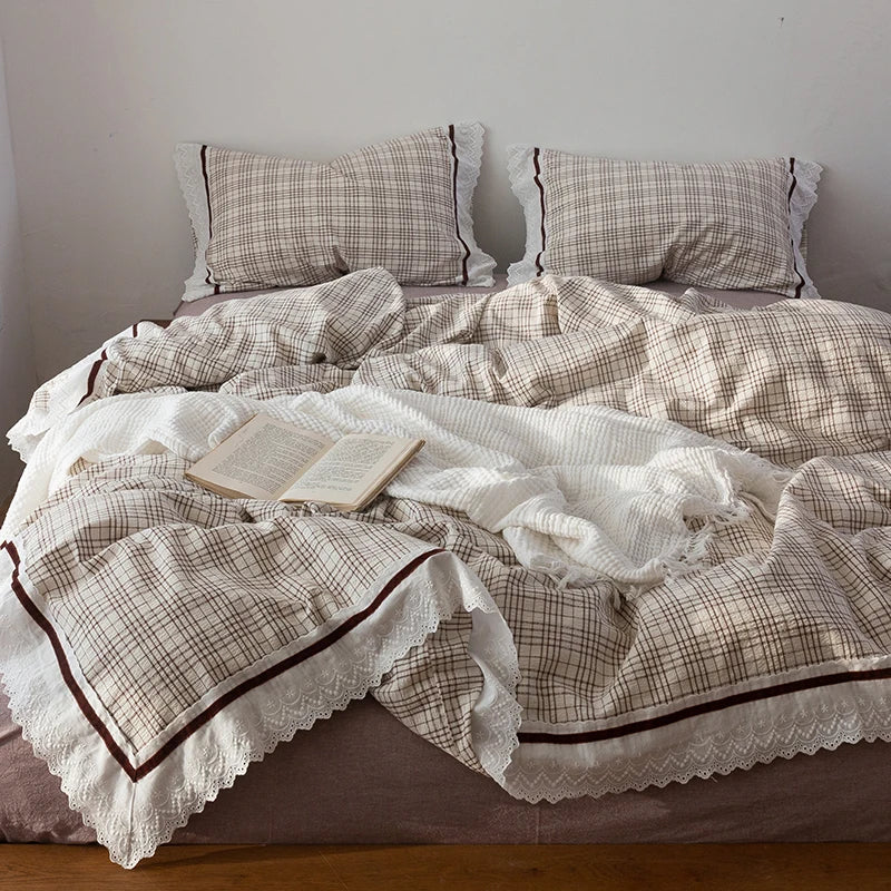 طقم مفروشات من الدانتيل الكشكش الكوري من DecorBites™ للفتيات