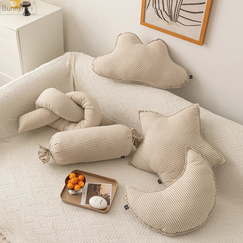 DecorBites™ Chaise de canapé pour chambre d'enfant, coussin décoratif doux, étoile, lune, rayures