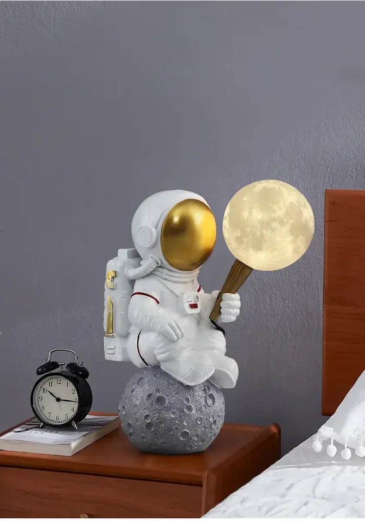 مصباح مكتب ديكور فني لغرفة الأطفال من DecorBites™