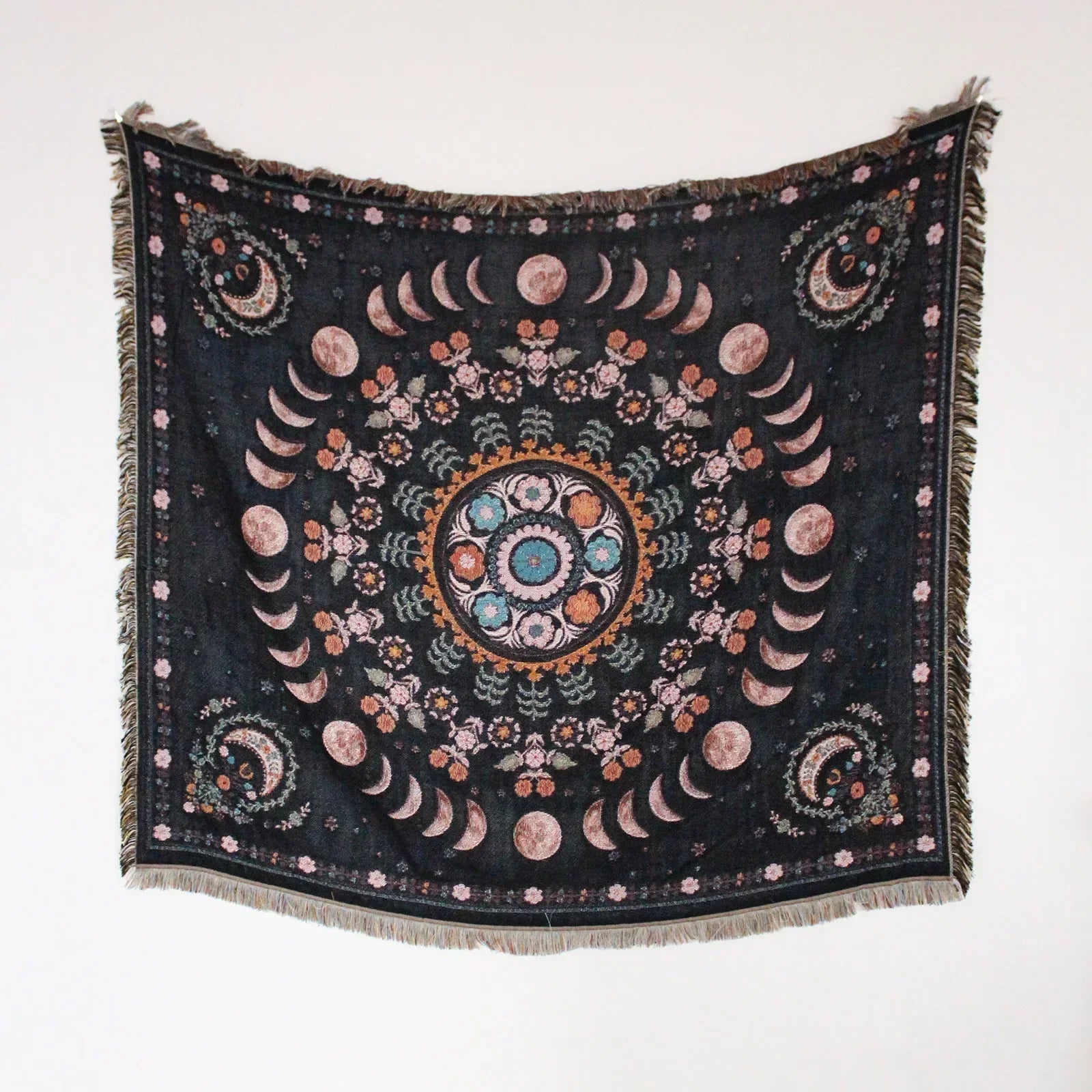 DecorBites™ Geo Tassel Picnic Mat & Sofa Cover