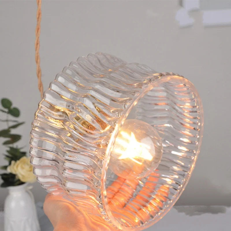مصباح تعليق LED نحاسي من DecorBites™ بتصميم زجاجي شفاف حديث لغرفة الطعام