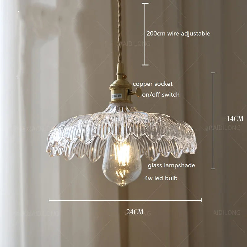 مصباح قلادة DecorBites™ LED زجاجي أخضر بمقبض خشبي نحاسي لديكور المنزل الاسكندنافي الحديث
