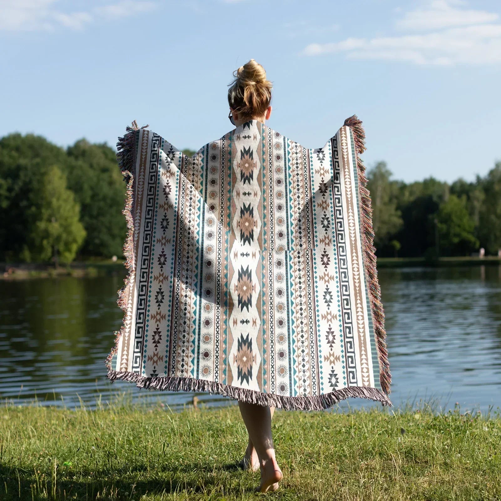 DecorBites™ Cozy Nordic Camping Blanket and Sofa Cover – Boho Outdoor Line Blanket for Home and Hotel Decor
