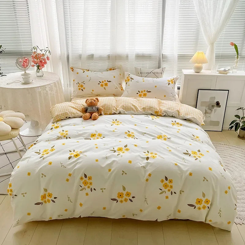 DecorBites™ Flowers Print Cotton King Size Bedding Set, Soft & Comfortable Duvet Cover Set