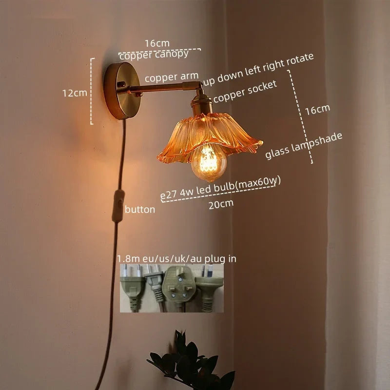 مصباح جداري زجاجي نحاسي LED على الطراز الياباني من DecorBites™ للمطاعم والبارات وغرف النوم والحمامات