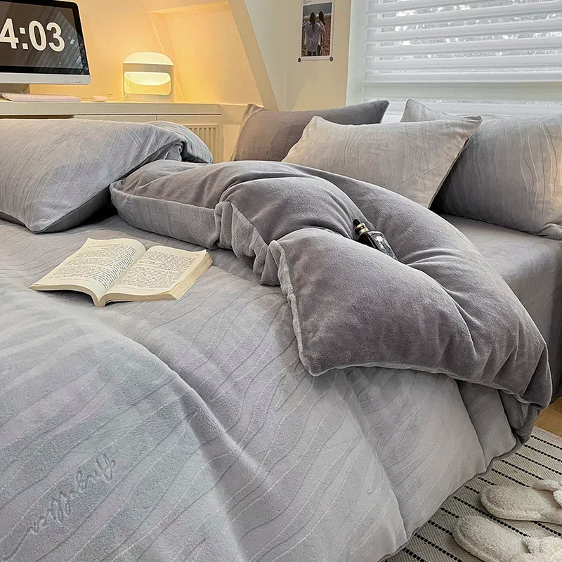 DecorBites™ Cozy Milk Fleece Winter Bedding Set - High Density & Skin Friendly