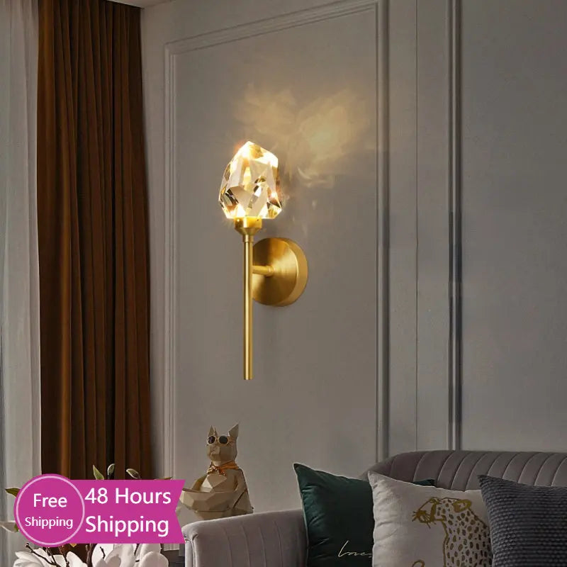 DecorBites™ أبليك حائط كريستالي ذهبي بإضاءة ليد لغرفة النوم وغرفة المعيشة وردهة الفندق