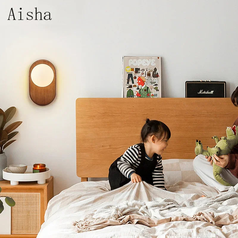 مصباح حائط خشبي ياباني من DecorBites™ لشمعدانات غرفة النوم، ضوء ريترو صامت الرياح