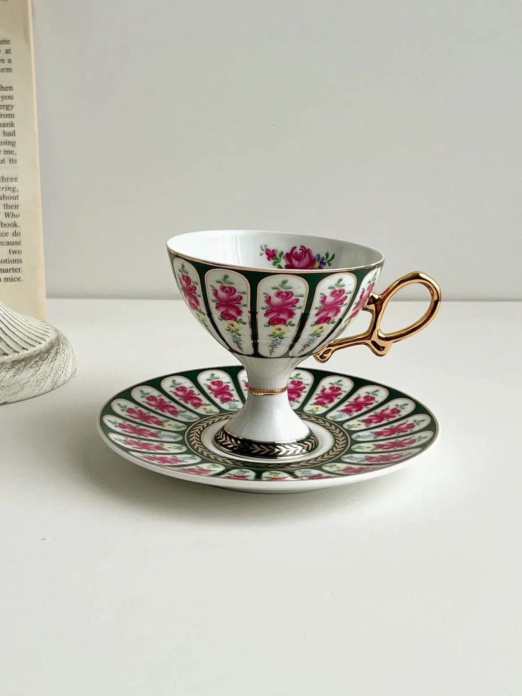 DecorBites™ Court Style Latte & Cappuccino Cup Set with Saucer, Tea Cup Set
