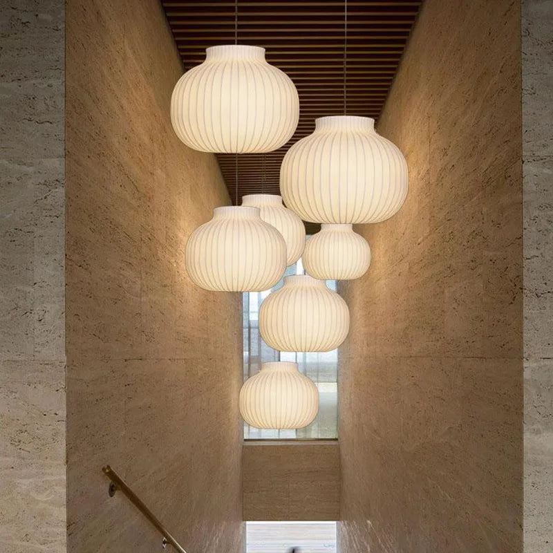 ثريا LED من DecorBites™: إضاءة معلقة بتصميم اسكندنافي لديكور المنزل في غرف المعيشة، الطعام، المطبخ، وغرف النوم.