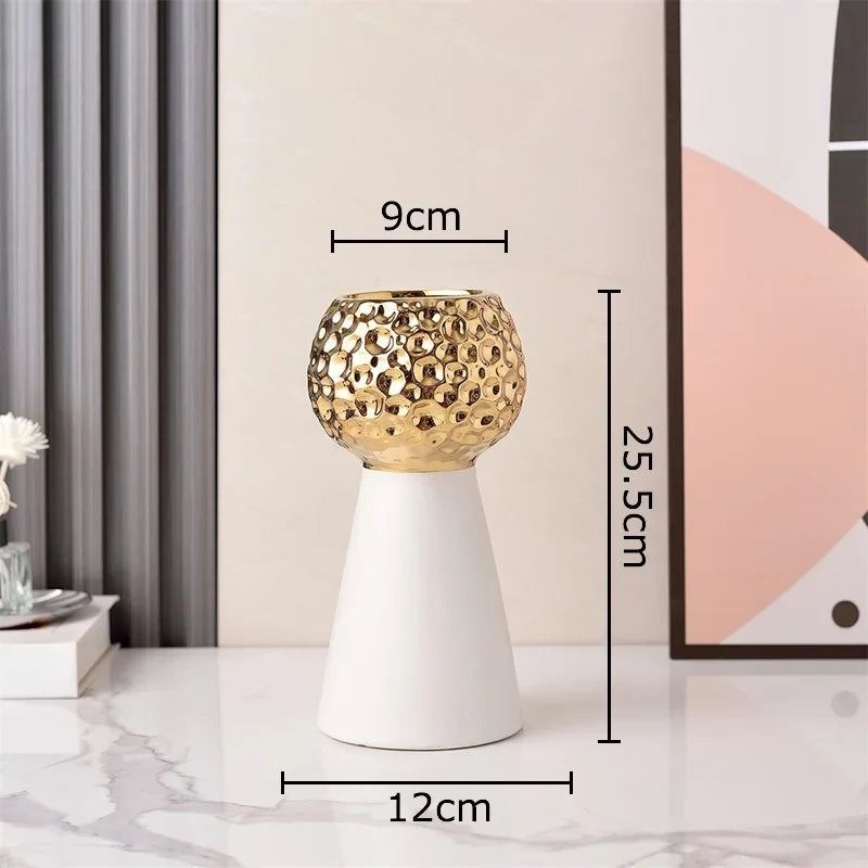 مزهرية سيراميك DecorBites™ الذهبية بنمط المطرقة: أصيص زرع إبداعي لتزيين الطاولات وتنسيق الزهور