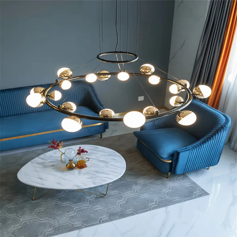 ثريا ليد كرات ذهبية من DecorBites™: إضاءة مستديرة بتصميم آرت ديكو مع كرات أكريليك لديكور المنزل