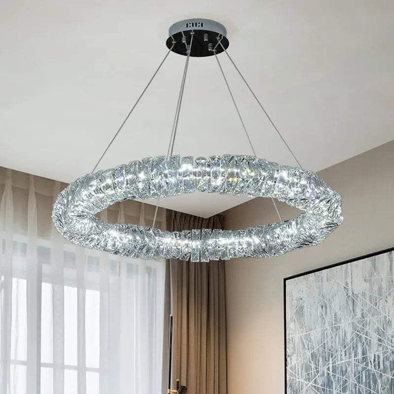 مصابيح قلادة LED كريستالية من DecorBites™ | مصباح حلقي معلق قابل للتعتيم | تركيبات ديكور فاخرة حديثة