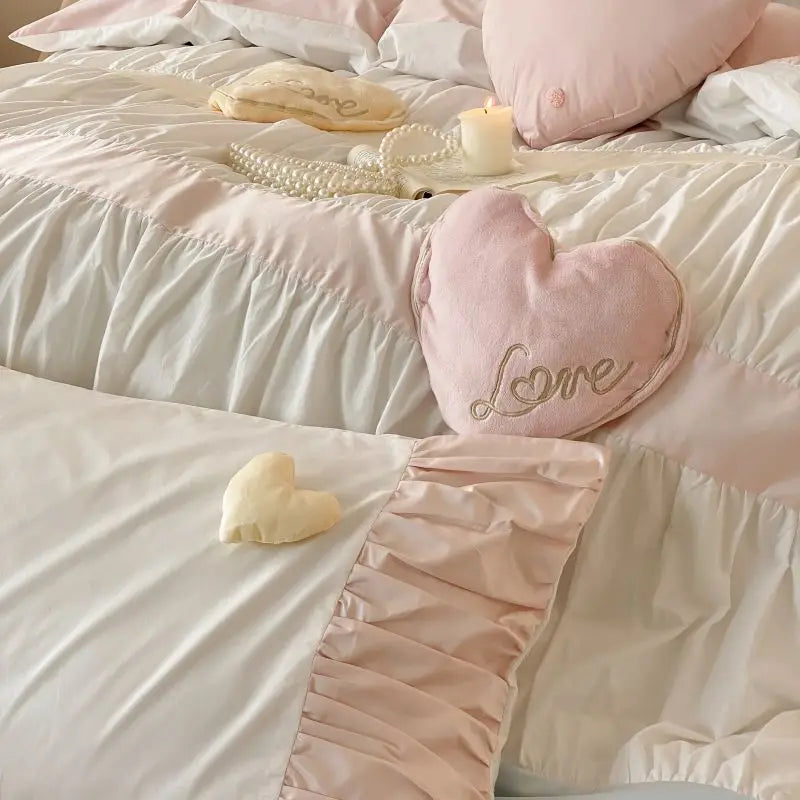 طقم أغطية سرير DecorBites™ من القطن المغسول على شكل قلب - غطاء لحاف، غطاء سرير، أغطية وسائد