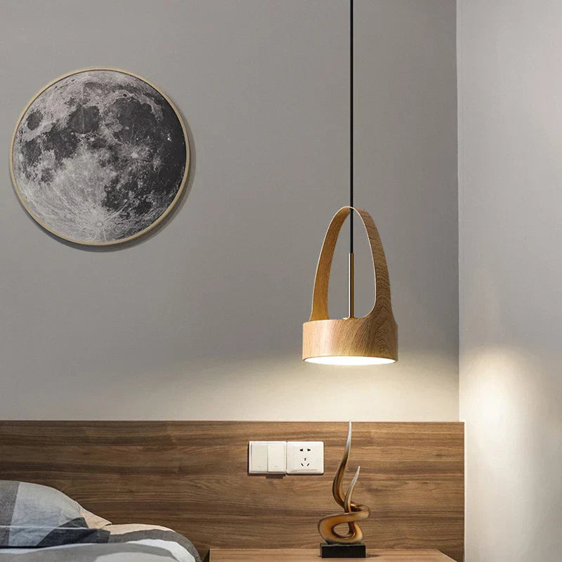 ثريا DecorBites™ LED بتصميم خشبي لجو مثالي في غرف الطعام والمعيشة والنوم