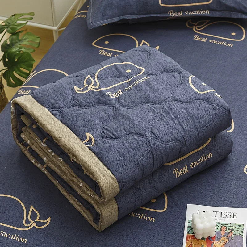 DecorBites™ Daisy Print Quilt for Spring Summer, Queen Size, Mechanical Wash, Comfortable Blanket