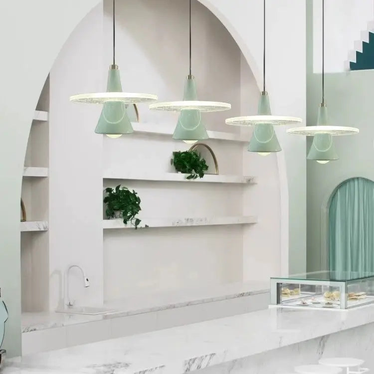 ثريا طبق طائر LED من DecorBites™ مصباح معلق عصري لغرفة الطعام والنوم - مصمم Frisbi إيطالي