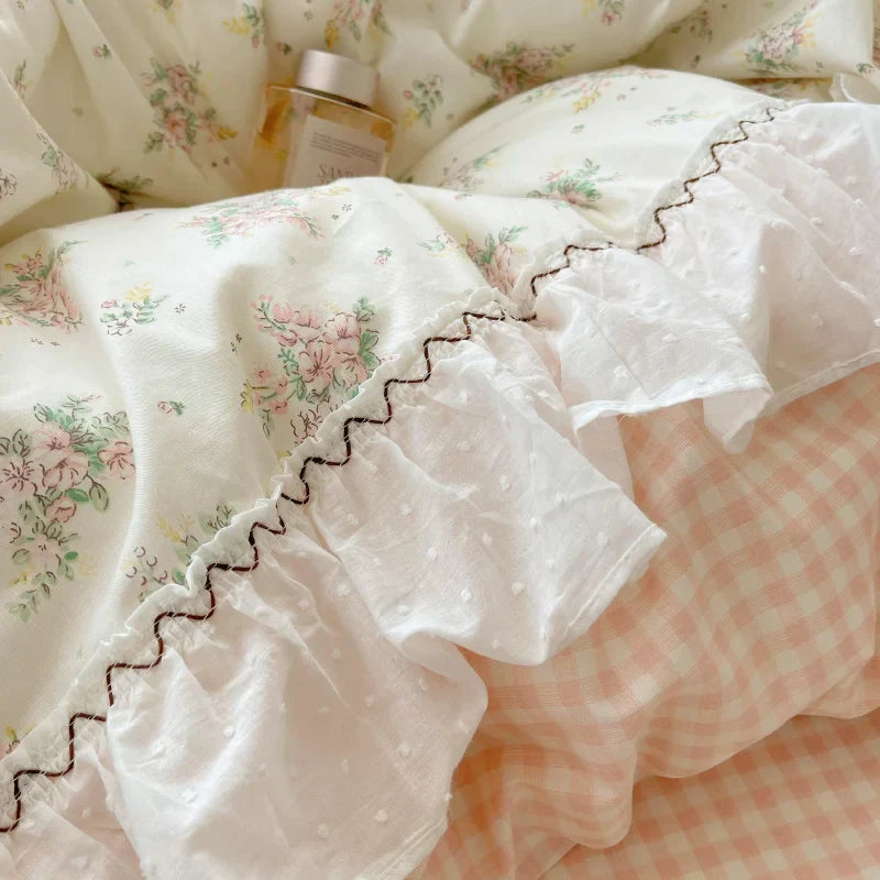 DecorBites™ Cotton Small Florals Princess Bedding Set - Queen Size - Duver Cover Bed Sheet Bed Skirt Pillowcases
