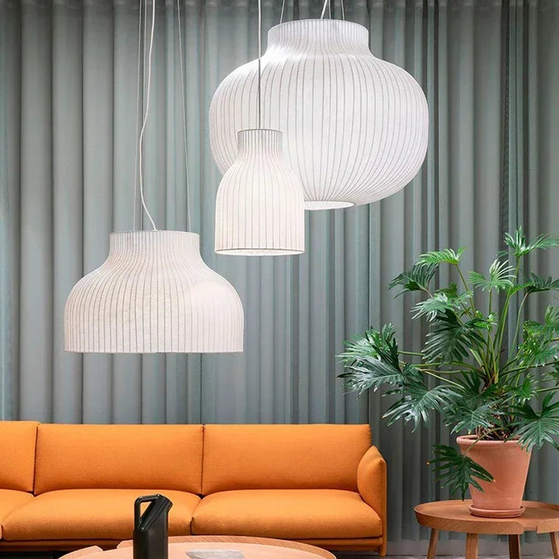 ثريا LED من DecorBites™: إضاءة معلقة بتصميم اسكندنافي لديكور المنزل في غرف المعيشة، الطعام، المطبخ، وغرف النوم.