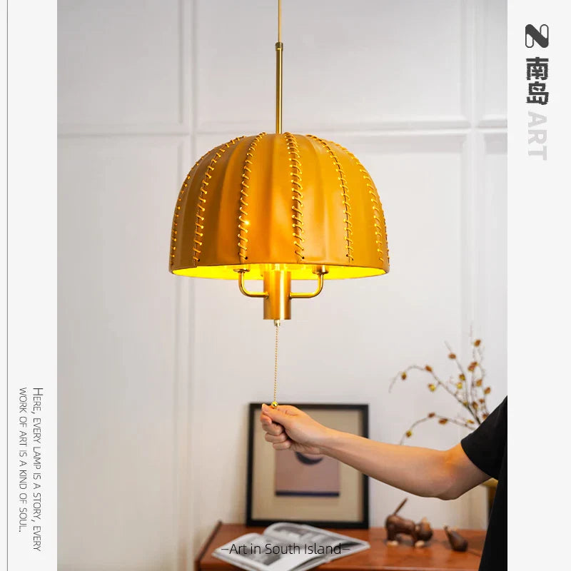ثريا جلد DécorBites™‎: تصميم أوروبي برأس واحد لغرفة النوم