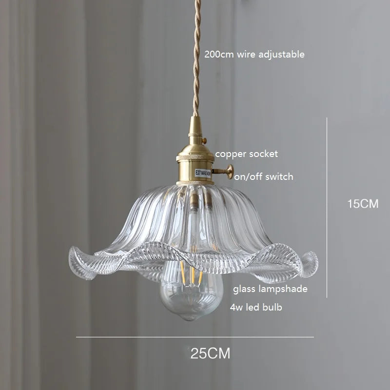 مصباح قلادة DecorBites™ LED زجاجي أخضر بمقبض خشبي نحاسي لديكور المنزل الاسكندنافي الحديث
