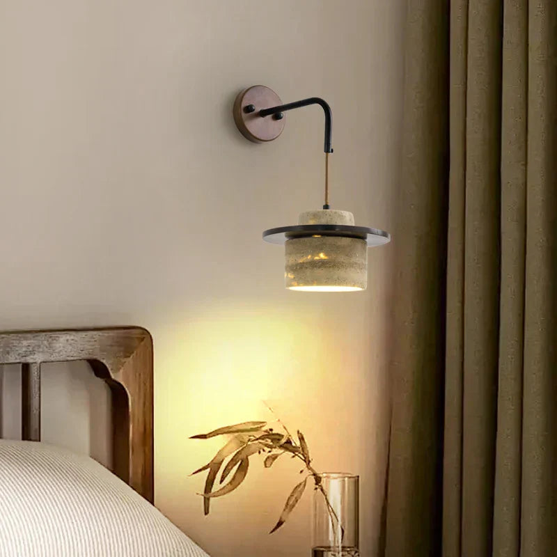 DecorBites™ مصباح حائط LED من حجر الترافرتين الأصفر مصباح سرير حديث
