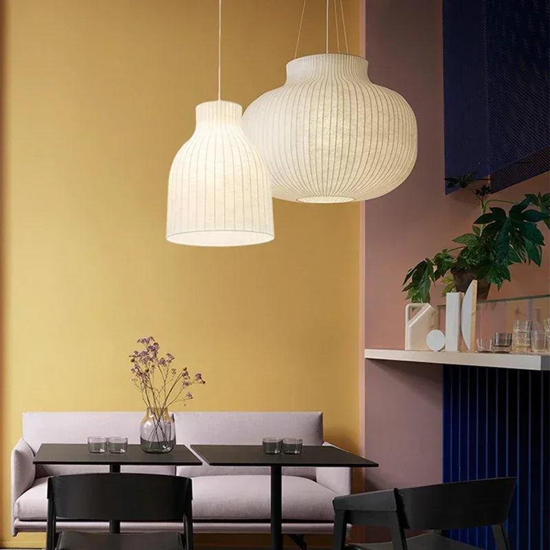 مصابيح قلادة LED حريرية بتصميم ياباني نورديك من DecorBites™ لغرفة المعيشة والمطاعم