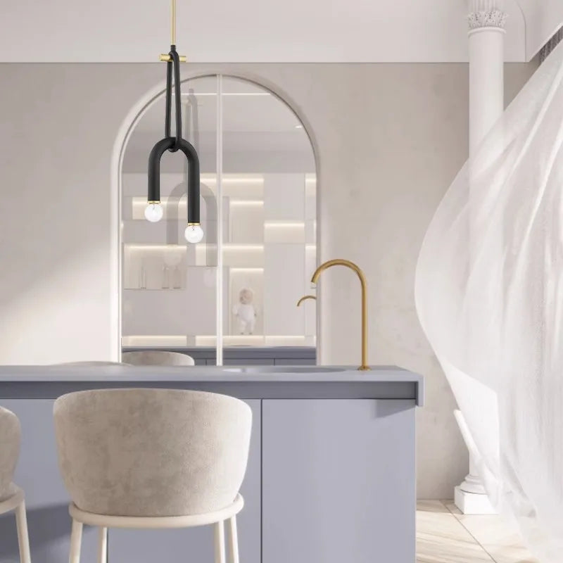 نجفة DecorBites™ أنبوبية سوداء من الألومنيوم على شكل حرف U LED قابلة للتعتيم للأسقف العالية