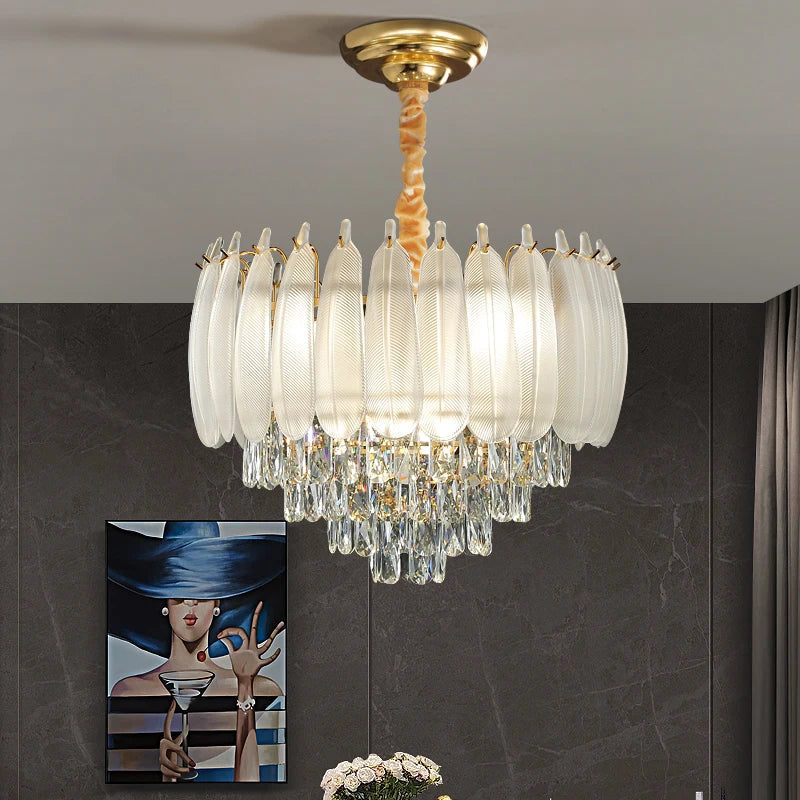 ثريا ريش كريستالية DecorBites™: مصباح LED فرنسي فاخر بتصميم ريترو لغرفة المعيشة والطعام