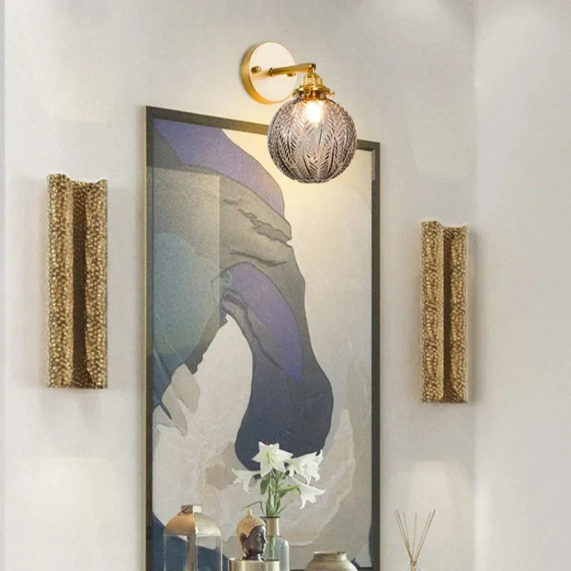 DecorBites™ مصباح حائط زجاجي رمادي بتقنية LED لغرفة النوم وغرفة المعيشة، تصميم علوي حديث، مصباح نحاسي عصري