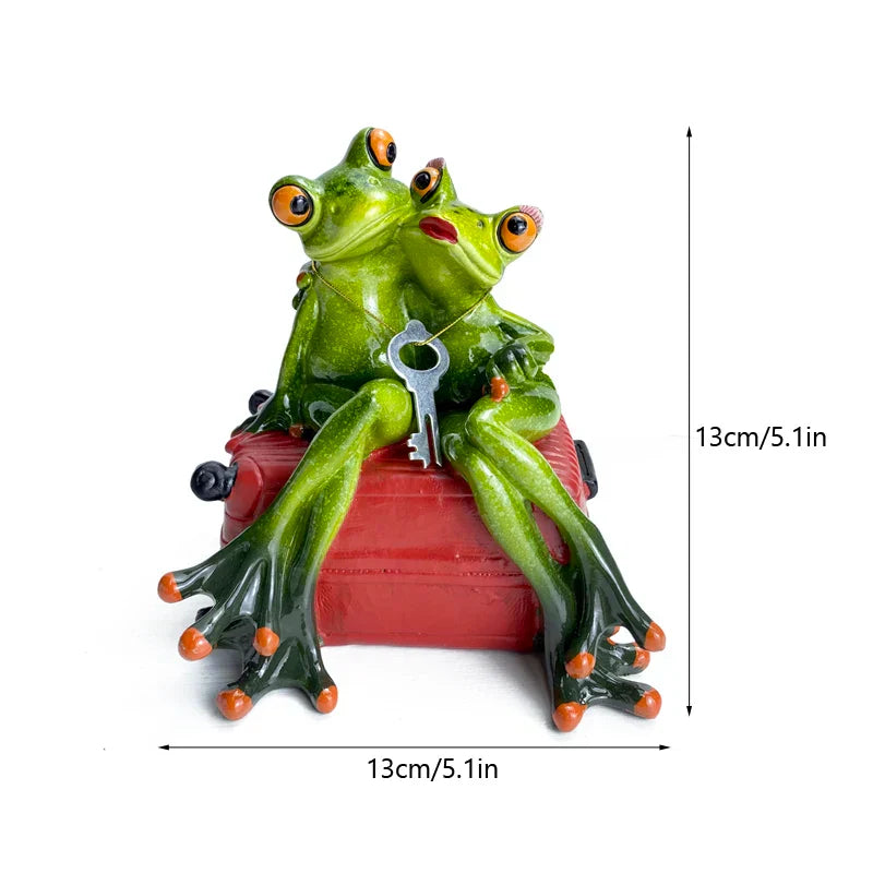 DecorBites™ Statue de couple de grenouilles sur pattes : Statue décorative moderne pour mariage et intérieur