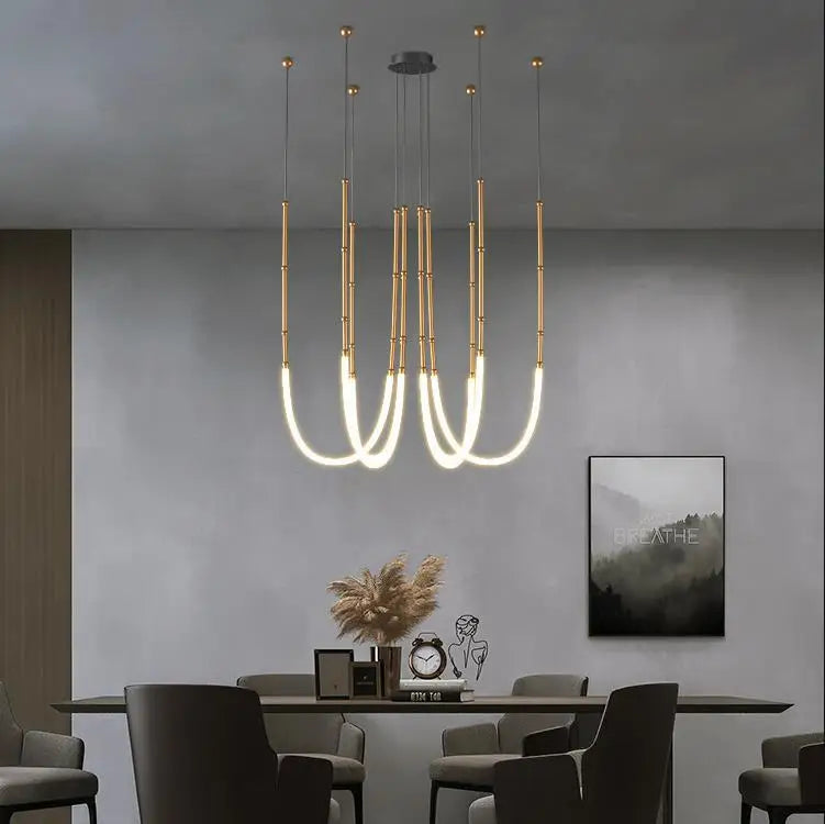 مصابيح DecorBites™ المعلقة من الخيزران: فوانيس LED لدرج علوي على الطراز الاسكندنافي لديكور بسيط