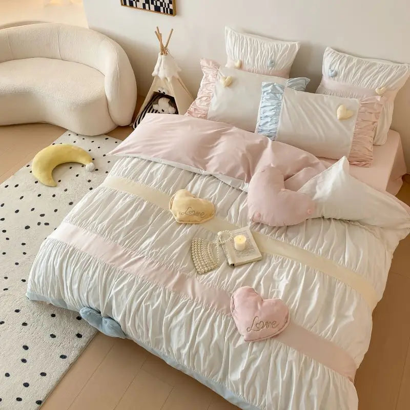 طقم أغطية سرير DecorBites™ من القطن المغسول على شكل قلب - غطاء لحاف، غطاء سرير، أغطية وسائد
