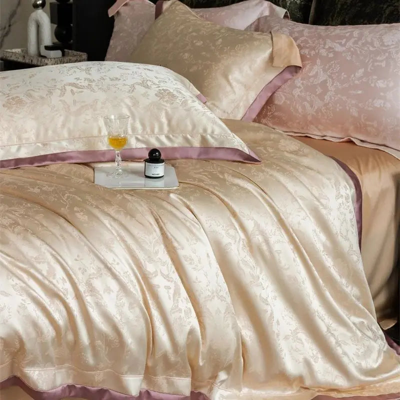 طقم ملاءات سرير يوكلبتوس فاخر DecorBites™ باللون الأسود/الذهبي - ناعم كالحرير ولطيف على البشرة