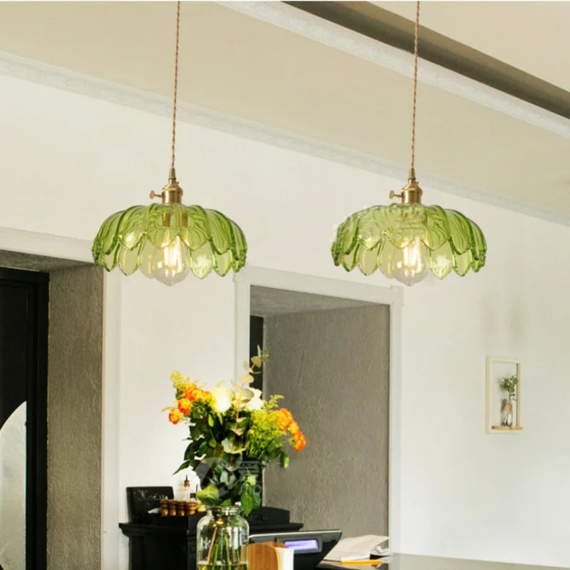 فوانيس DecorBites™ الزجاجية الخضراء المعلّقة بإضاءة LED
