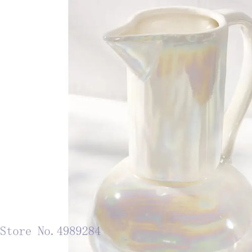 Vase abstrait coquillage en céramique blanche irrégulière pour décoration de salon