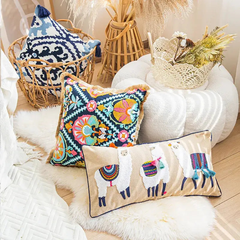 Housse de coussin lombaire brodée en alpaga style bohème vintage pour chambre à coucher