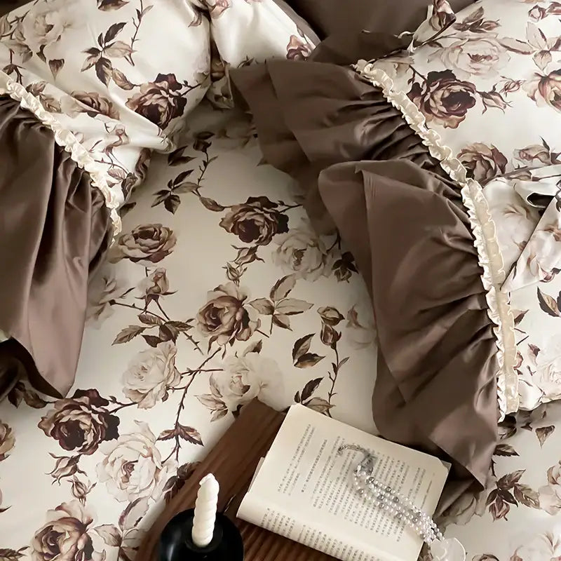 Parure de lit vintage à fleurs marron – décoration de chambre à volants