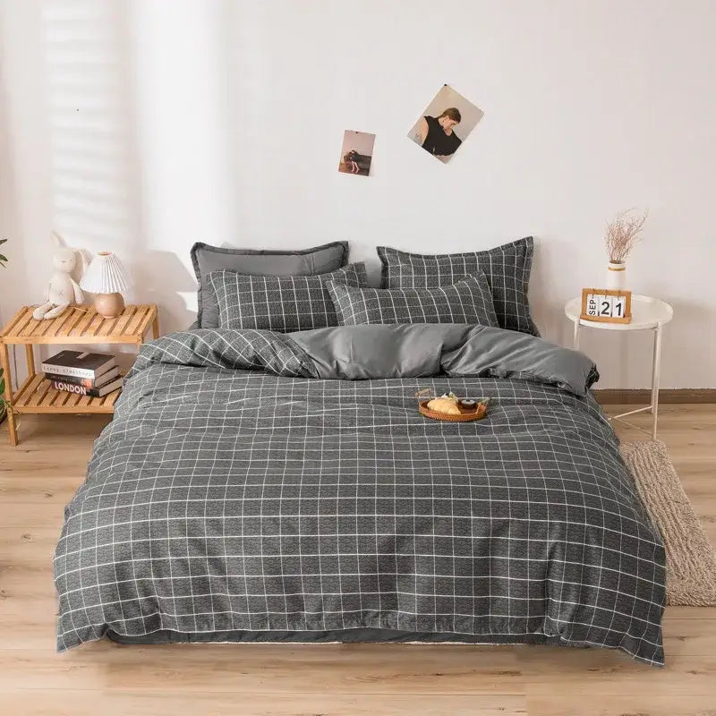 Cream floral cartoon printed bedding set for bedroom green accents