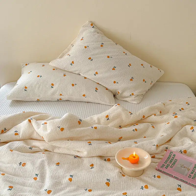 Cream polka dot floral quilt set bedroom bedding