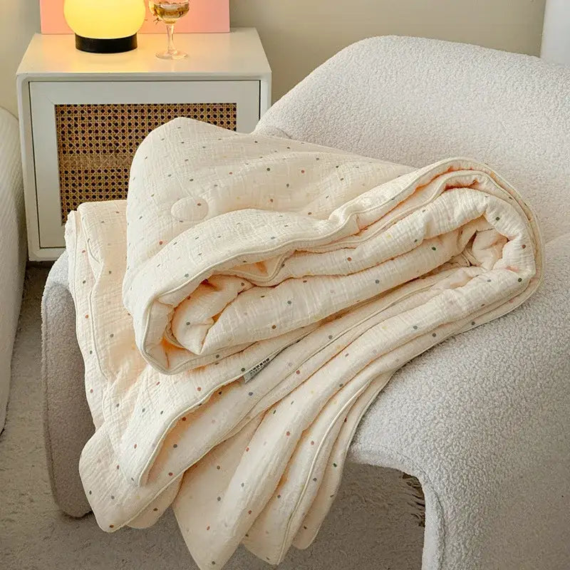 Cream polka dot floral quilt set bedroom bedding