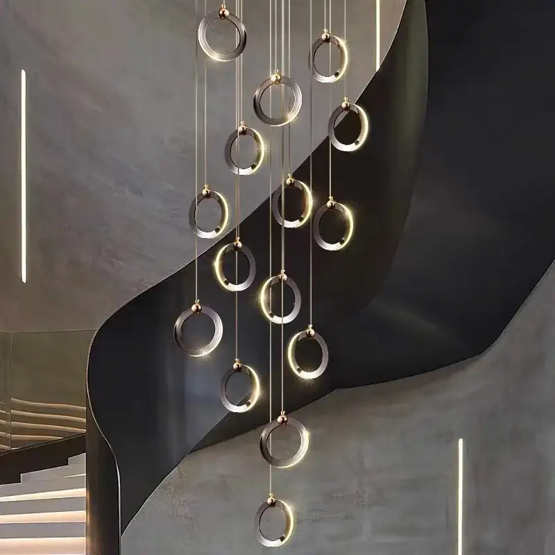 ثريا LED من الألومنيوم من DecorBites™: مصابيح معلقة كريستالية فاخرة مستديرة للسلالم والعلية